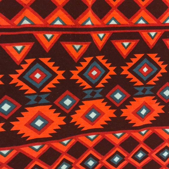 LulaRoe Carly - Picture 2 of 5